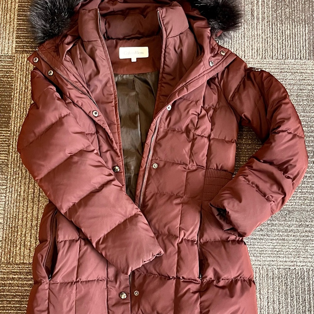 Calvin Klein Maroon Puffer Coat – Women’s XS